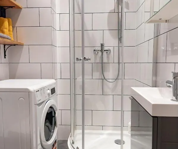 Chalubinskiego Przytulne Mieszkanie Przy Parku, Blisko Dworca Апартаменты *